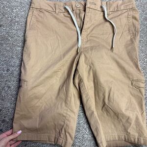H&M Men's Tan Cargo Shorts